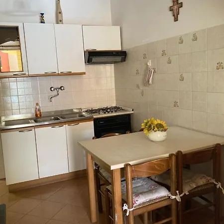 Lägenhet La Casetta Nel Centro Storico